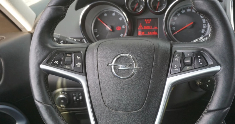 Opel Zafira cena 35500 przebieg: 152000, rok produkcji 2014 z Czerniejewo małe 497